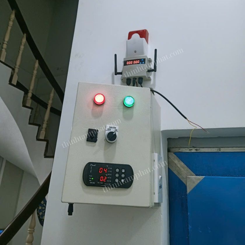 Bộ cảnh báo nhiệt độ độ ẩm, cảnh báo mất điện và rò rỉ nước